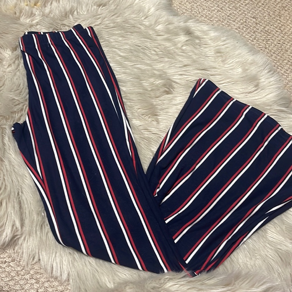 Bell bottom leggings
